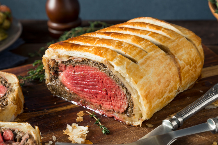 Hell&#39;s Kitchen Beef Wellington with Blackberry Sauce – Hell&#39;s Kitchen Recipes